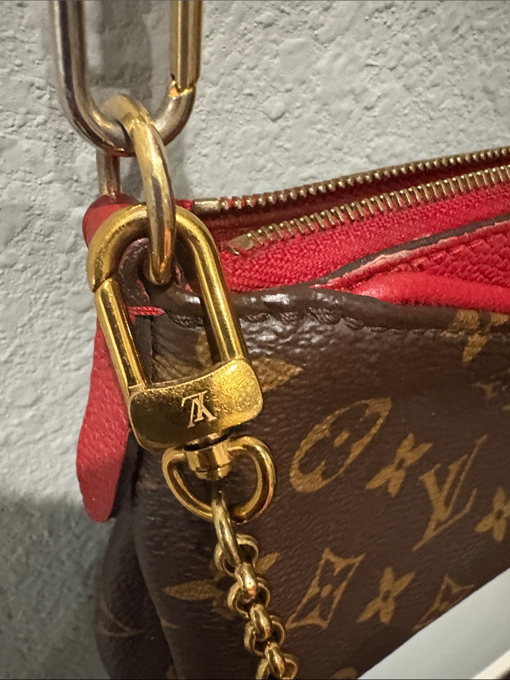 Louis Vuitton Pallas Clutch - Picture 2 of 11